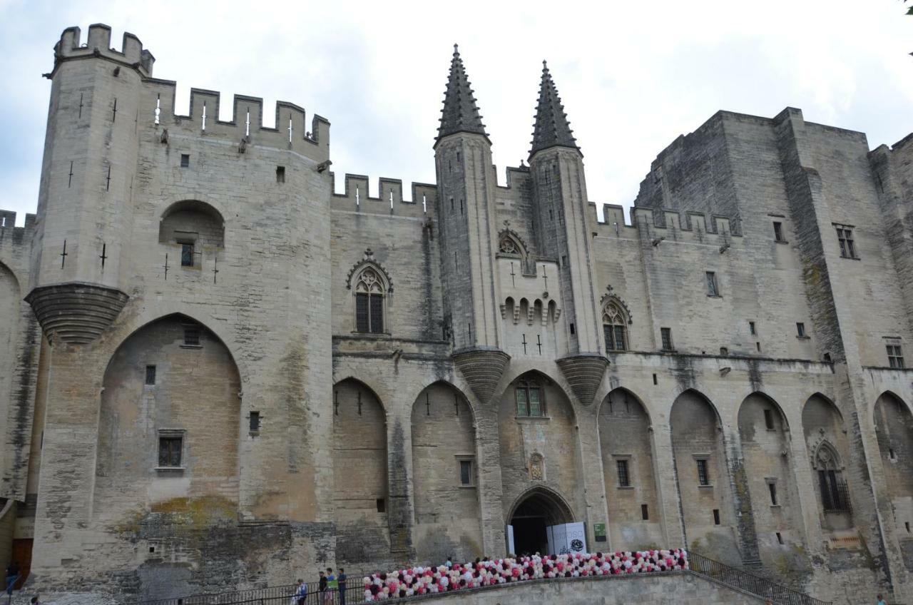 Face Au Palais Des Papes Apartment Avignon Luaran gambar